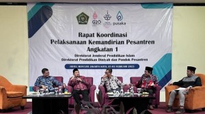Program Kemandirian Pesantren 2023: Pembentukan Community Economy Hub