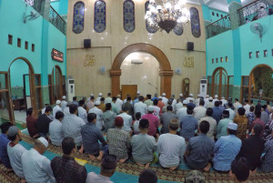Salat Mendidik Muslim Jadi Pribadi Disiplin