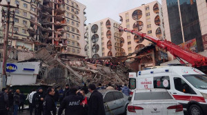 KBRI Ankara: 123 WNI Berhasil Dievakuasi, 2 Meninggal Dunia