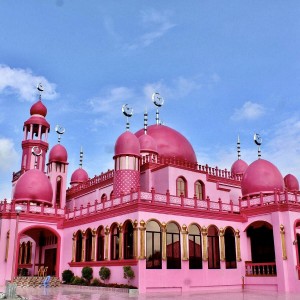 7 Masjid Ikonik di Filipina, Ada yang Dicat Full Pink