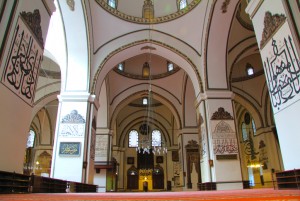 7 Arsitektur dan Desain Interior Masjid Berdasarkan Nilai Islam