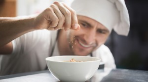 4 Bahaya MSG bagi Kesehatan, Yuk Mulai Kurangi Bumbu Penyedap Makanan