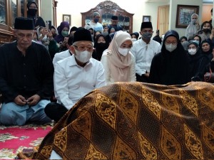 Wapres Sebut Kiai Ali Yafie sebagai Guru dan Seniornya di NU dan MUI