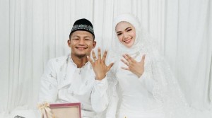 Pegulat Muay Thai Rodtang Jitmuangnon Masuk Islam dan Menikah