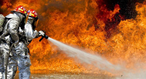 Depo Pertamina Plumpang Kebakaran, Api Membumbung Tinggi