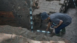 Ekskavasi Keraton Pleret Temukan Saluran Air Kuno dalam Benteng