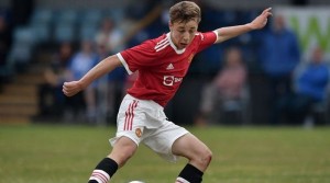 Viral Pemain Akademi Manchester United Lantunkan Ayat Al-Qur'an