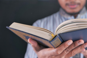 5 Tips Mudah Bisa Khatam Al-Qur'an Selama Ramadhan