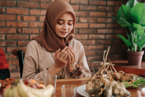Puasa Ramadhan Bermanfaat untuk Pengendalian Emosi