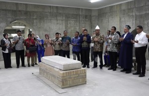 Ziarah ke Imam Bukhori di Samarkand, Rachmat Gobel Doakan Perawi Hadits