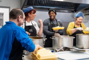 Wolves Bikin Film Dokumenter Aktivitas Ramadhan Adama Traore