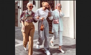 Ekspresikan Diri dengan 4 Langkah Simpel Tampil Modis dan Trendi