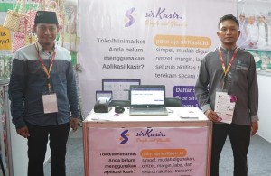 Aplikasi sirKasir Karya Santri di Pamekasan Permudah Toko Atur Keuangan