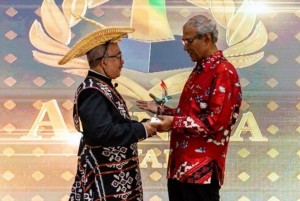 HUT Kemerdekaan RI, Dubes Zainul Abidin Raih Adinata Awards
