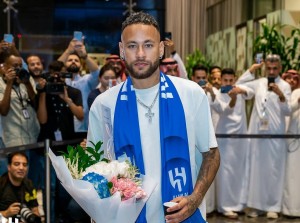 Tiba di Riyadh, Neymar Disambut Ribuan Fans Al-Hilal