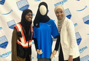 Amazon Sediakan Jilbab Gratis bagi Karyawan Muslim