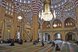 Rusia Luncurkan Skema Percontohan Perbankan Syariah