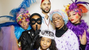 Terinspirasi Film Klasik Disney, Pantomim Muslim Inggris Produksi Beauty and Balaah