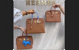 7 Tas Desainer Tak Lekang Oleh Waktu Pilihan Fashionista