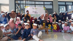 Milad ke-28, LMI Berbagi Kebahagiaan Bersama Anak Yatim