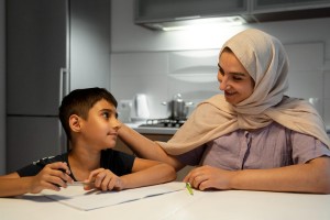 10 Tips Didik Anak Mencintai Nabi Muhammad SAW