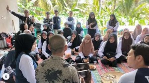 Puluhan Santri Singkawang Kalbar Dilatih Jadi Wirausahawan