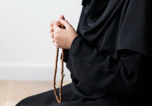 Kisah Polisi Amerika yang Temukan Kedamaian Usai Masuk Islam