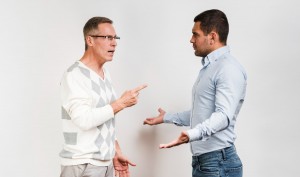 Jangan Asal Ceplos, Ini Bahaya Suka Berdebat