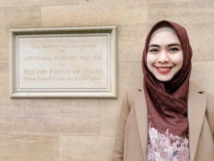 Berdakwah di Inggris, Oki Setiana Dewi Kenalkan Islam yang Ramah dan Toleran ala Indonesia