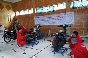 Dukung Asimilasi Warga Binaan Berdaya, Pertamina Hadirkan Bengkel Enduro di Lapas Sidoarjo