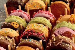 Jangan Asal Makan, Kenali 5 Titik Kritis Kudapan Viral Cromboloni