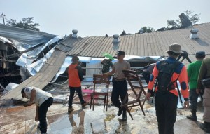 Bencana di Penghujung Tahun, 102 Rumah di KBB Rusak Diterjang Angin dan Banjir Bandang