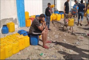 Warga Gaza: Kami Tak Peduli Air Asin atau Segar, yang Penting Minum