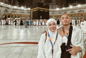 Masya Allah, 3 Artis Wanita Ini Pilih Umrah Jelang Akhir Tahun