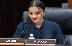 Fauzia, Muslimah Pertama Jabat Wali Kota Laurel Amerika