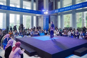 Menparekraf Dorong Generasi Muda Berinovasi Ciptakan Produk Kreatif