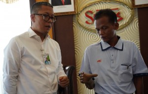 Kebahagiaan Remin, Korban Kecelakaan Kerja Terima Tangan Robotik dari BPJS Ketenagakerjaan