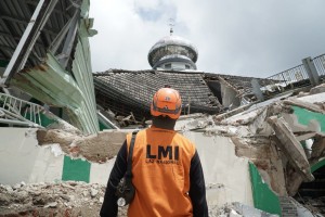 Setelah Banjir Demak, LMI Gerak Cepat Bantu Korban Gempa Bawean