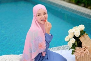 Kena Hujat Netizen karena Dikira Istri Harvey Moeis, Dewi Sandra: Ini Ramadhan Waktunya Taubat