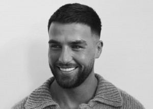 Aktor Kenamaan Belanda Donny Roelvink Masuk Islam