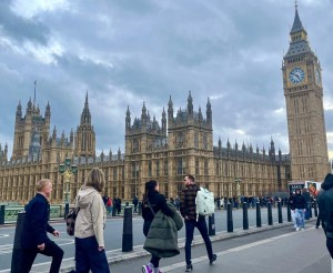 Rayakan Idul Adha, Murid Muslim di UK Harus Izin Sekolah