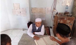Suka Duka Firman Filani, 12 Tahun Bimbing ODGJ Belajar Al-Qur'an