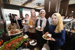 Tarik Minat Wisatawan Muslim, Seoul Berencana Perbanyak Restoran Halal dan Masjid