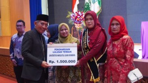 Pijat Tuina, Inovasi Bidan Unusa untuk Cegah Stunting