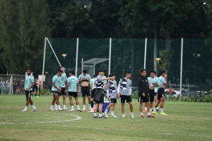 Timnas Indonesia Jalani Latihan Perdana Jelang Laga Kualifikasi Piala Dunia 2026