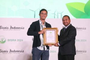 Upaya Nyata BRI Atasi Lingkungan Buahkan Penghargaan Platinum pada BISRA Awards 2024