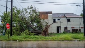 Setelah Porak-porandakan Karibia, Badai Beryl Menghantam Texas