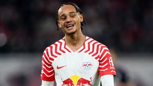 Man United Bidik Xavi Simons, Bayern dan Leipzig Jadi Saingan Utama