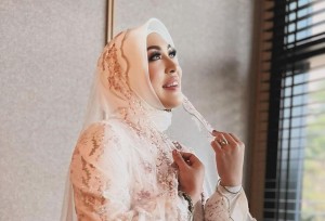 Ungkapan Hati Angelina Sondakh Jelang Pernikahan Sang Putri Sambung Aaliyah Massaid