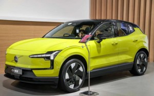 Volvo EX30 Keren Abis, Bikin Tenang,  Bisa Kemudi Semi Otonom Pilot